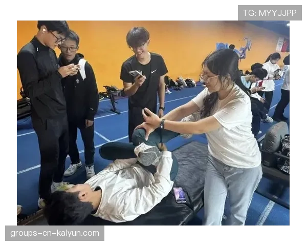 俱乐部与医疗机构协作 开展运动损伤预防宣传，俱乐部与医疗机构协作 开展运动损伤预防宣传